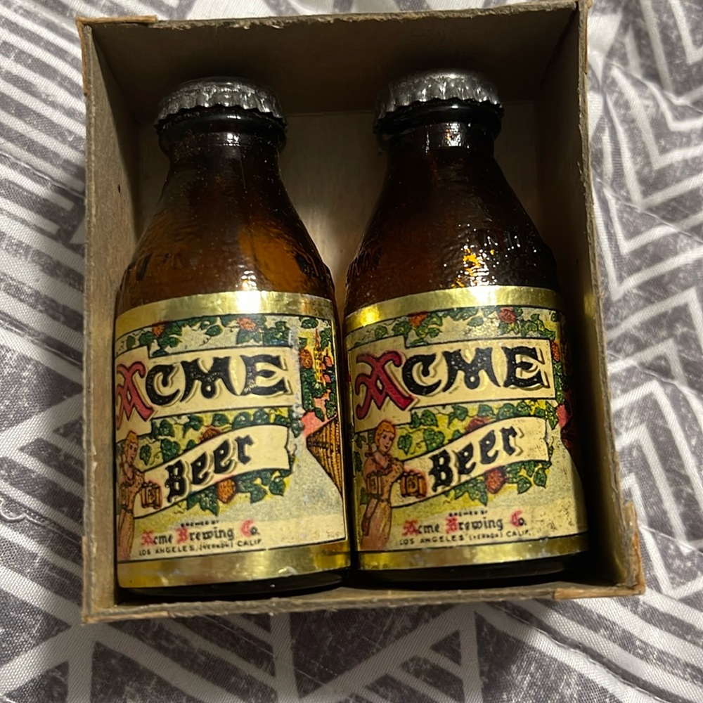 2 Miniature Vintage ACME Beer brewing company salt and pepper shakers